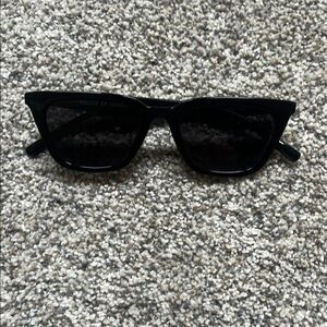 Stylish Black Sunglasses